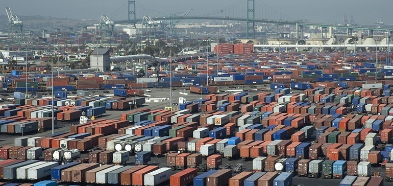 Case accusing carriers, chassis pool operators of 'sweetheart deal' moves forward after judge denies stay