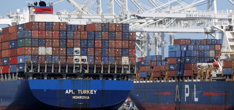 Ocean carrier reliability falls 35 points from last May as congestion persists