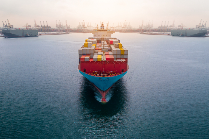 Overbooked Asia-U.S. trade gets three new services Overbooked Asia-U.S. trade gets three new services