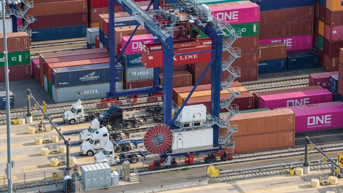 NY-NJ Ports Enjoy Record Month NY-NJ Ports Enjoy Record Month