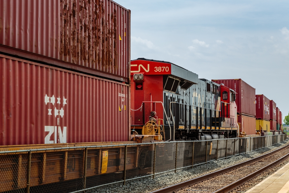 Canadian Rail Workers Back on Job After Failed Challenge to Binding Arbitration Canadian Rail Workers Back on Job After Failed Challenge to Binding Arbitration