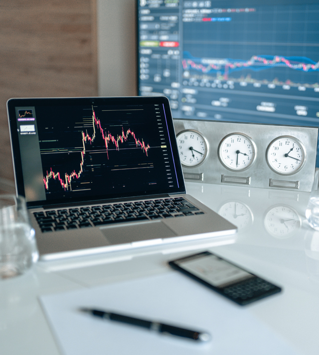 U.S. Trade Deficit Narrows by Most on Record as Imports Plunge U.S. Trade Deficit Narrows by Most on Record as Imports Plunge