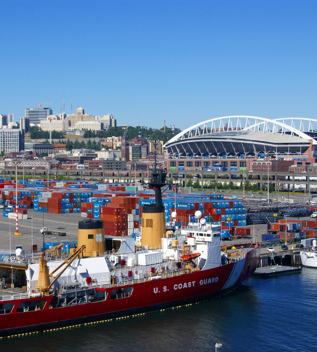 Coast Guard, NTSB Probe Container Loss Accident at Port of Long Beach