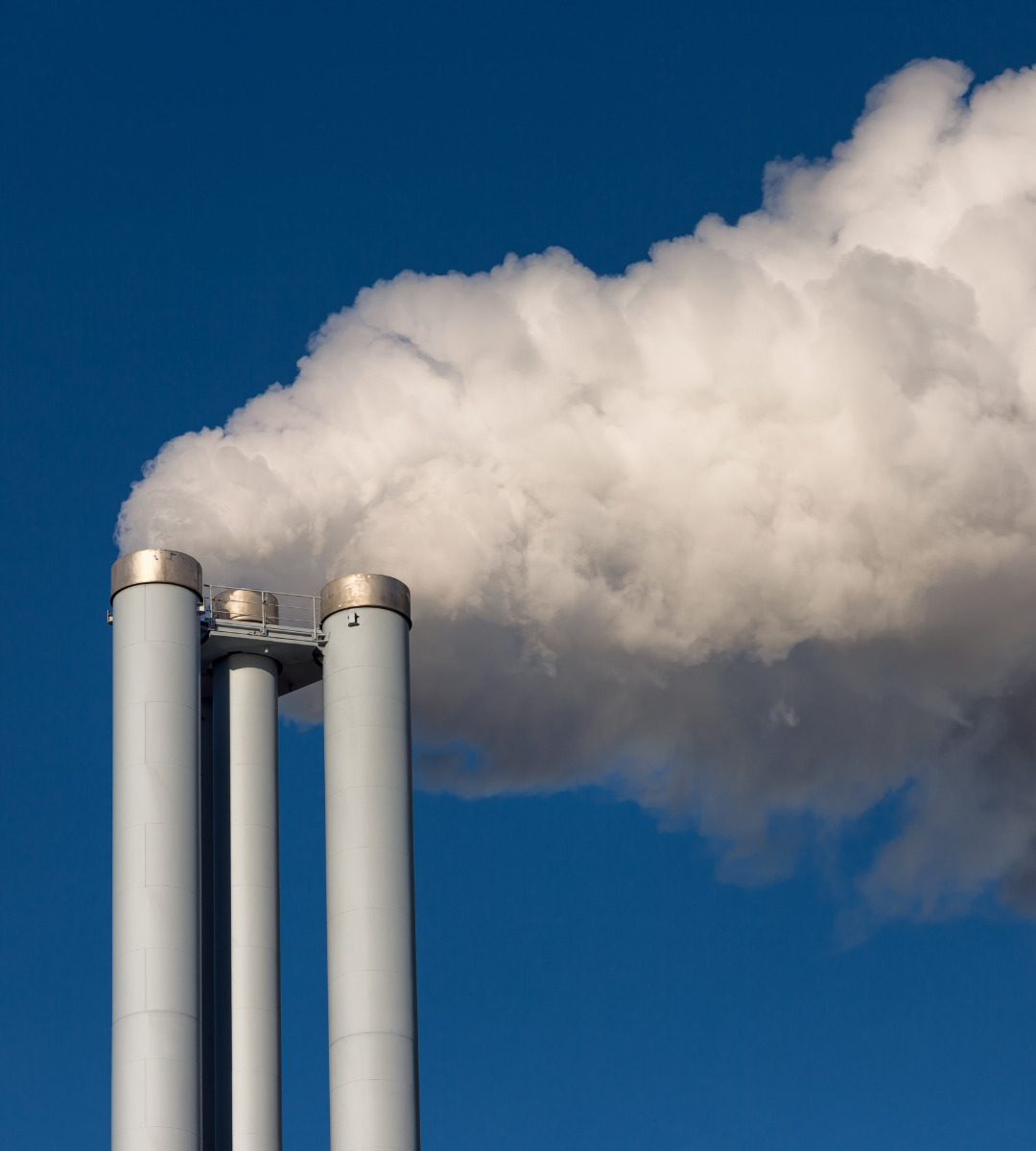 California Governor Vetoes Port Emissions Bill Over Fiscal Concerns California Governor Vetoes Port Emissions Bill Over Fiscal Concerns