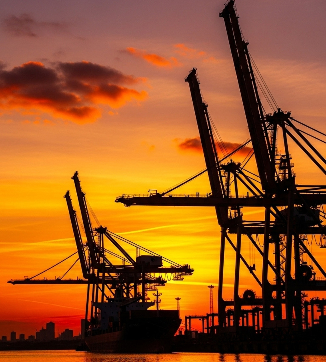 Cascading Container Tonnage Spreads Structural Overcapacity to Secondary Lanes Cascading Container Tonnage Spreads Structural Overcapacity to Secondary Lanes