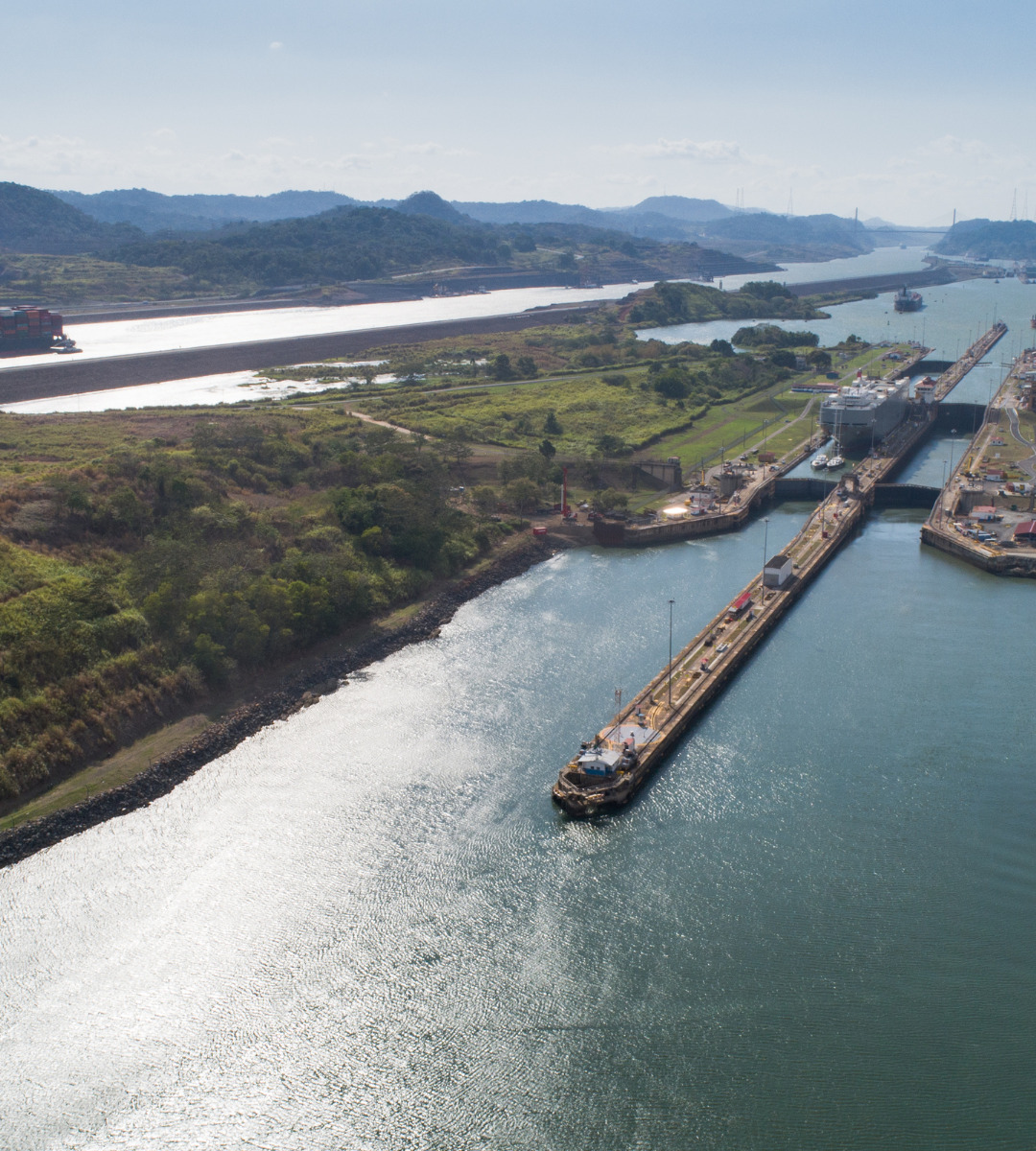 China Demands Controlling Stake in Sale of Panama Canal Ports